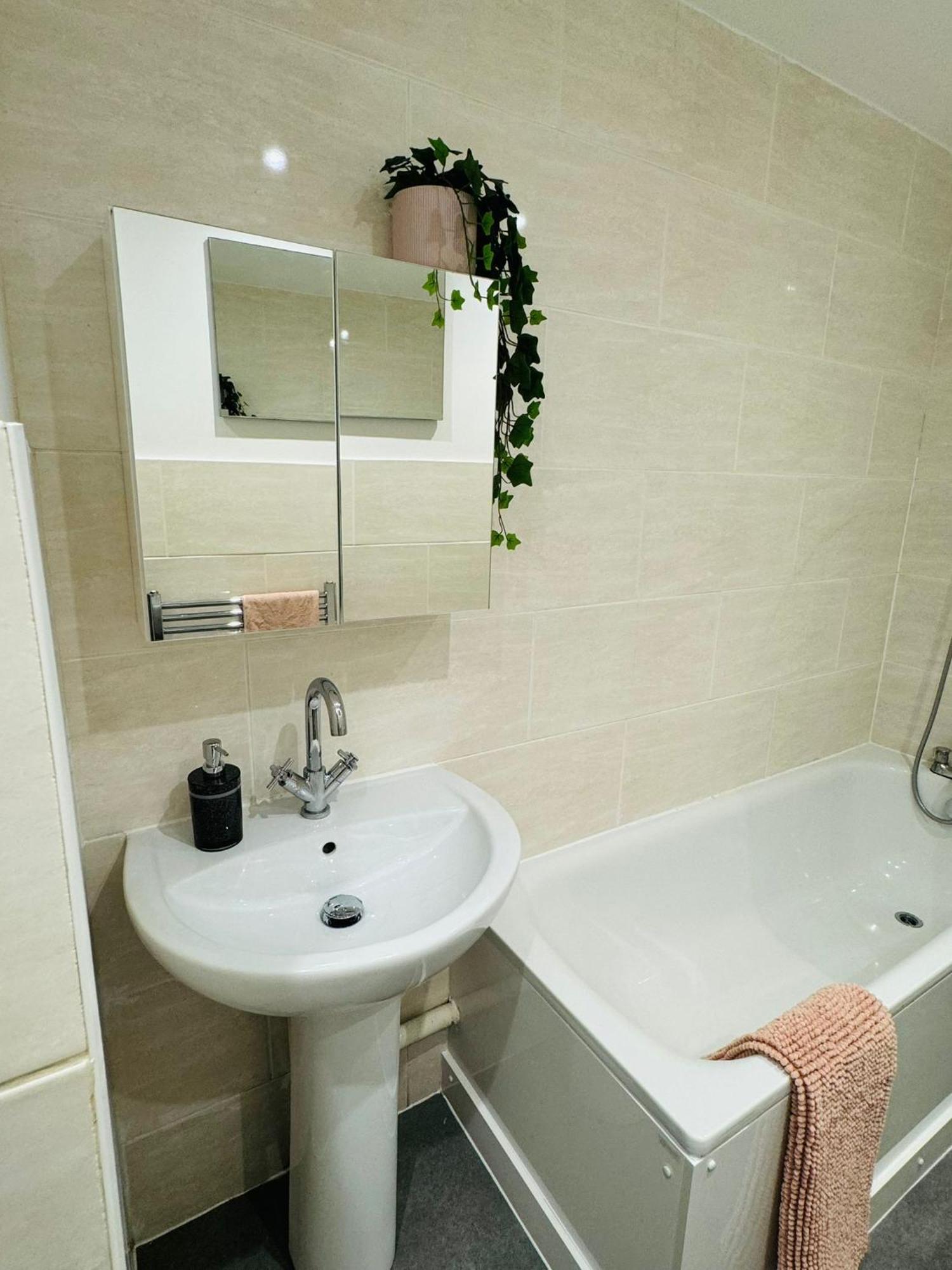 Jubilee Rooms 15 Minutes Central London Ngoại thất bức ảnh